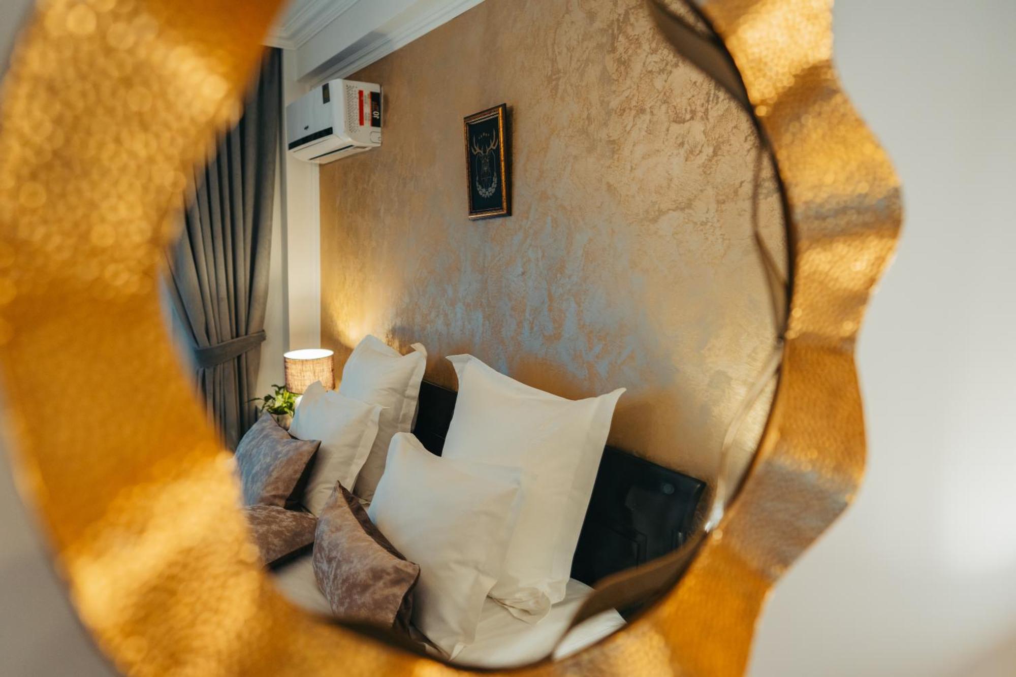 Curtea Domneasca Hotel Vaslui Eksteriør billede